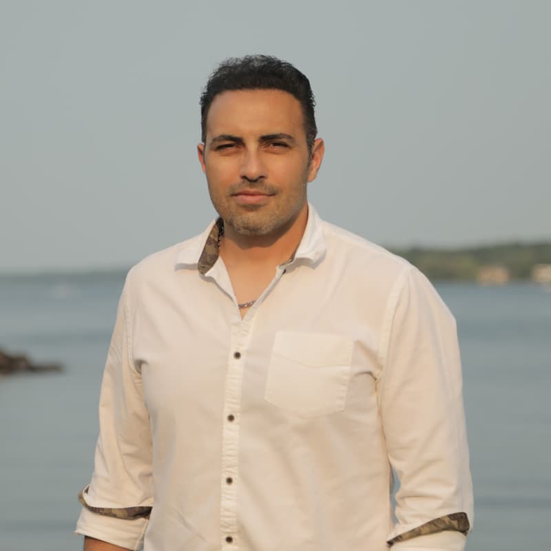 Mehdi H - Rockstar Music Instructor